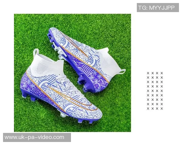 选择那个好足球鞋tf让你在球场上尽显风采与实力的最佳选择